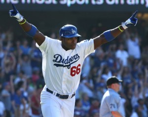 Cincinnati Reds v Los Angeles Dodgers