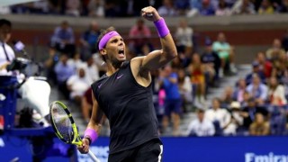 nadal-victoria-U30884704345T0F--1240x698@abc-Home (1)